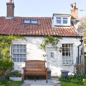  Holiday home Broom
